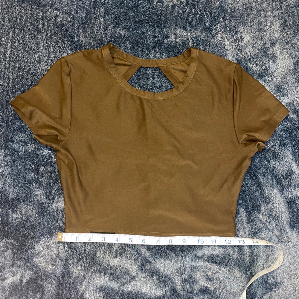 Alphalete cropped tee small